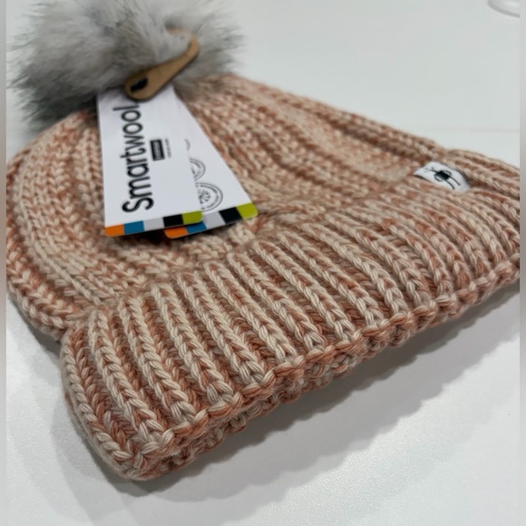 SmartWool Ski Town Beanie Merino Wool Hat Pom Pom NWT Almond Cream Grey Adult main image 5